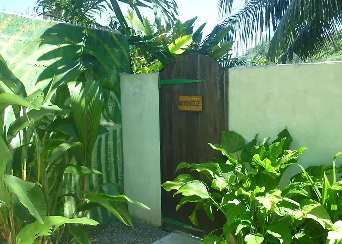 Maison Soleil Baie Lazare (Mahe)