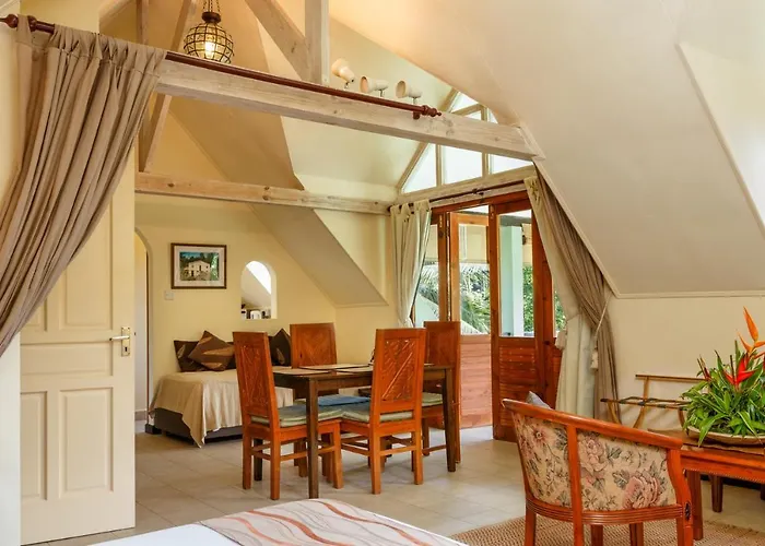 Maison Soleil * Baie Lazare (Mahe)